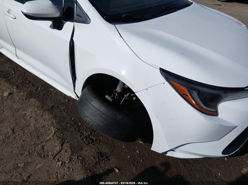 2020 Toyota Corolla VIN 5YFEPRAE5LP052394 IAAI salvage auction — RIGHT FRONT, Salvage Title, sold $4,250 on 2026-07-20 (photo 6)