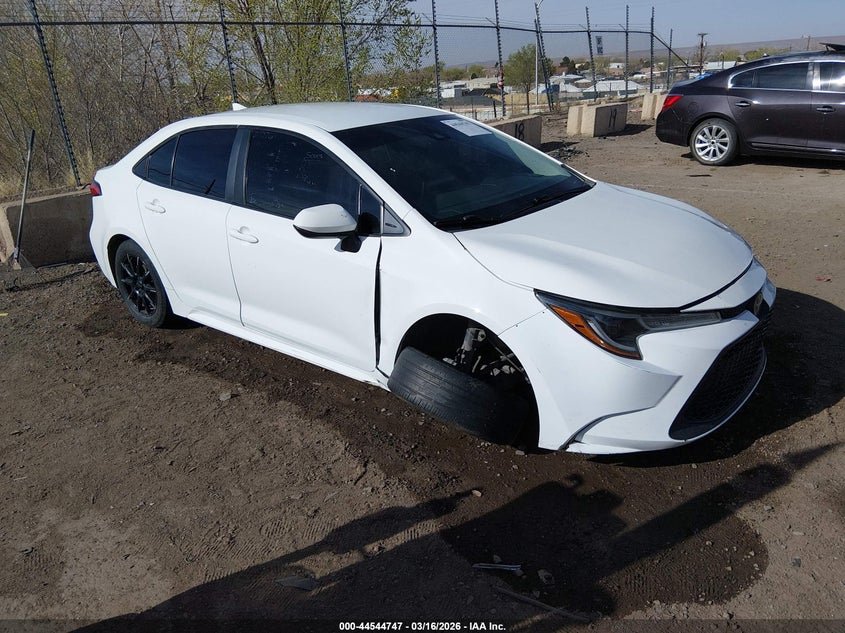 2020 Toyota Corolla VIN 5YFEPRAE5LP052394 IAAI salvage auction — RIGHT FRONT, Salvage Title, sold $4,250 on 2026-07-20 (photo 1)