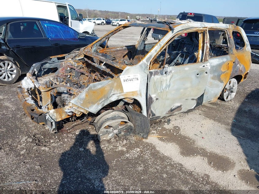 2014 Subaru Forester VIN JF2SJAHC8EH476632 IAAI salvage auction — TOTAL BURN, Junk (Oklahoma), sold $25 on 2026-07-28 (photo 2)