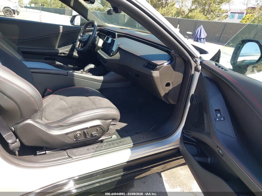 2024 Dodge Charger daytona VIN 2C3CDBDK2RR205433 IAAI salvage auction — RIGHT FRONT, Salvage (California), sold $18,125 on 2026-07-09 (photo 5)