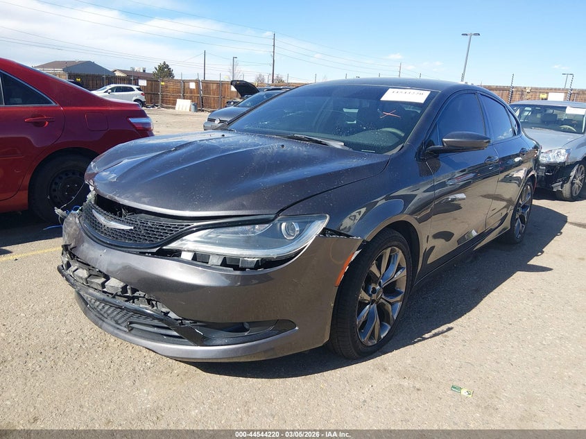 2015 Chrysler 200 VIN 1C3CCCDG9FN583360 IAAI salvage auction — FRONT END, Salvage Title, sold $800 on 2026-10-20 (photo 2)