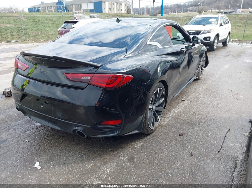 2017 Infiniti Q60 VIN JN1EV7EK2HM363496 IAAI salvage auction — LEFT SIDE, Salvage Title, sold $3,650 on 2026-07-14 (photo 4)