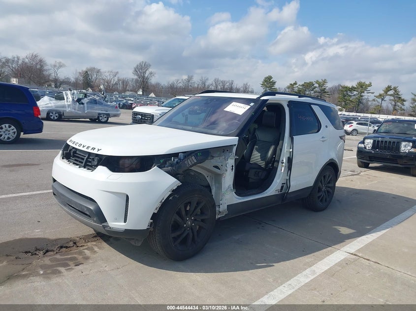 2019 Land rover Discovery VIN SALRT2RV5K2402282 IAAI salvage auction — SIDE, Salvage Title, sold $8,000 on 2026-07-24 (photo 6)