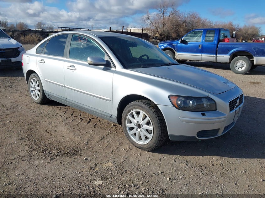 2006 Volvo S40 VIN YV1MS682562152612 IAAI salvage auction — FRONT END, Clear (Wyoming), sold $175 on 2026-07-08 (photo 1)