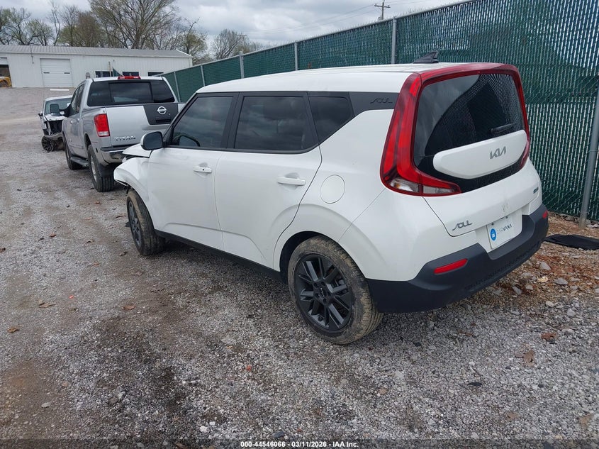 2022 Kia Soul VIN KNDJ33AU0N7165401 IAAI salvage auction — FRONT END, Original (Kentucky), sold $2,450 on 2026-07-29 (photo 3)