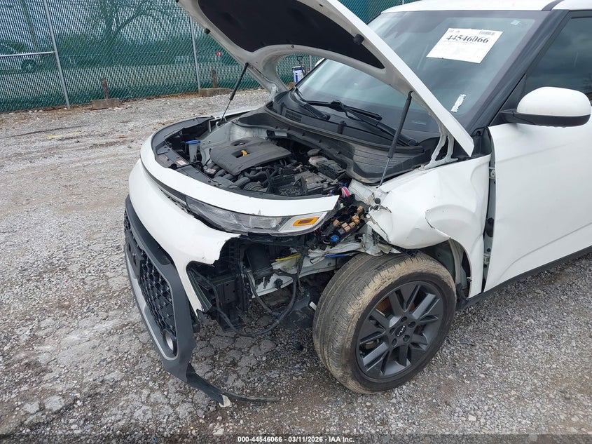 2022 Kia Soul VIN KNDJ33AU0N7165401 IAAI salvage auction — FRONT END, Original (Kentucky), sold $2,450 on 2026-07-29 (photo 6)