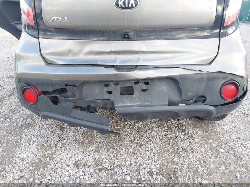 2019 Kia Soul VIN KNDJN2A28K7671363 IAAI salvage auction — FRONT & REAR, Salvage (Kentucky), sold $575 on 2026-07-15 (photo 6)