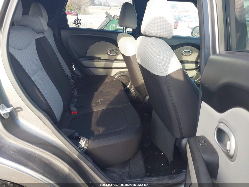 2019 Kia Soul VIN KNDJN2A28K7671363 IAAI salvage auction — FRONT & REAR, Salvage (Kentucky), sold $575 on 2026-07-15 (photo 8)