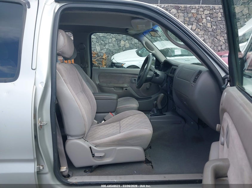 2004 Toyota Tacoma VIN 5TEHN72N74Z365352 IAAI salvage auction — ROLLOVER, Salvage (Hawaii), sold $700 on 2026-07-21 (photo 5)