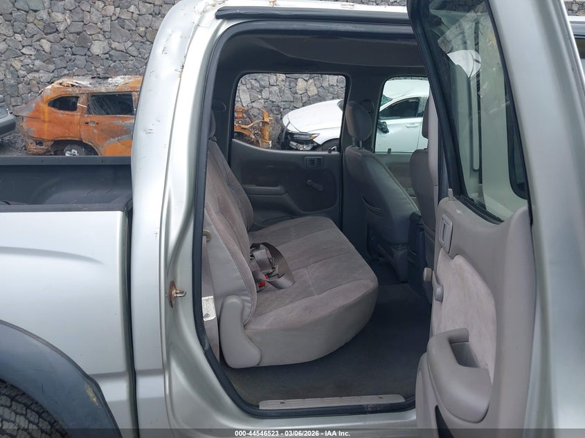 2004 Toyota Tacoma VIN 5TEHN72N74Z365352 IAAI salvage auction — ROLLOVER, Salvage (Hawaii), sold $700 on 2026-07-21 (photo 8)