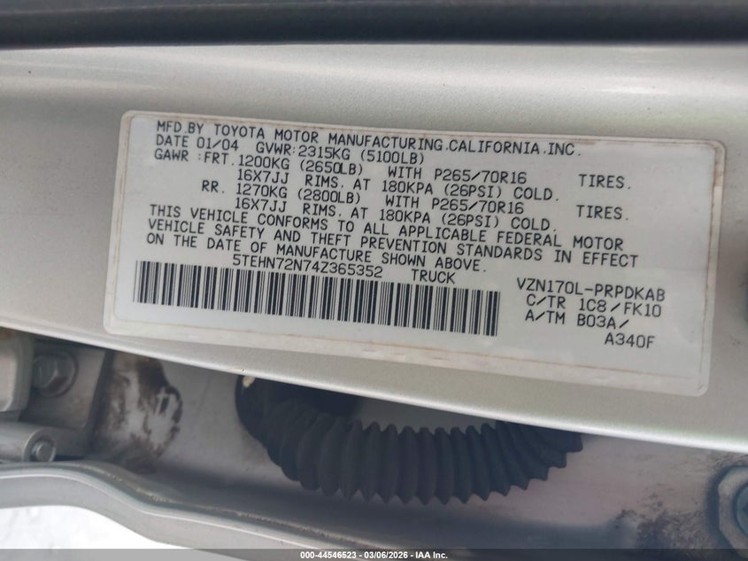 2004 Toyota Tacoma VIN 5TEHN72N74Z365352 IAAI salvage auction — ROLLOVER, Salvage (Hawaii), sold $700 on 2026-07-21 (photo 9)