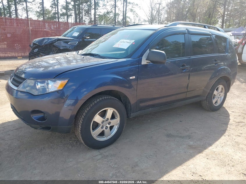 2007 Mitsubishi Outlander VIN JA4MT31X77Z016475 IAAI salvage auction — REAR END, Salvage (Pennsylvania), sold $275 on 2026-09-05 (photo 2)