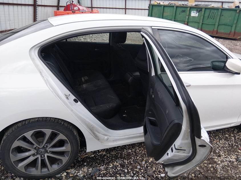 2015 Honda Accord VIN 1HGCR2F5XFA042715 IAAI salvage auction — FRONT END, Salvage Title, sold $2,500 on 2026-07-19 (photo 8)
