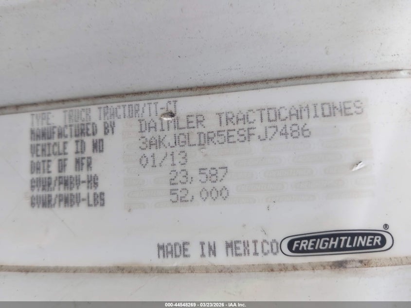 2014 Freightliner Cascadia 125 VIN 3AKJGLDR5ESFJ7486 IAAI salvage auction — REAR END, Salvage (Missouri), sold $4,500 on 2026-07-31 (photo 8)