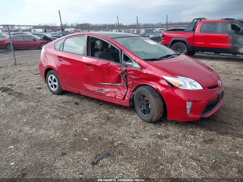 2015 Toyota Prius VIN JTDKN3DU6F0409234 IAAI salvage auction — RIGHT SIDE, Salvage Title, sold $2,650 on 2026-07-15 (photo 1)