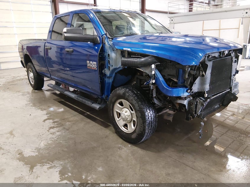 2017 Ram 3500 VIN 3C63R3GL4HG614908 — IAAI salvage auction photo