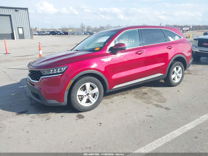 2023 Kia Sorento VIN 5XYRG4LC7PG209806 IAAI salvage auction — LEFT FRONT, Salvage (Kentucky), sold $6,400 on 2026-07-31 (photo 2)