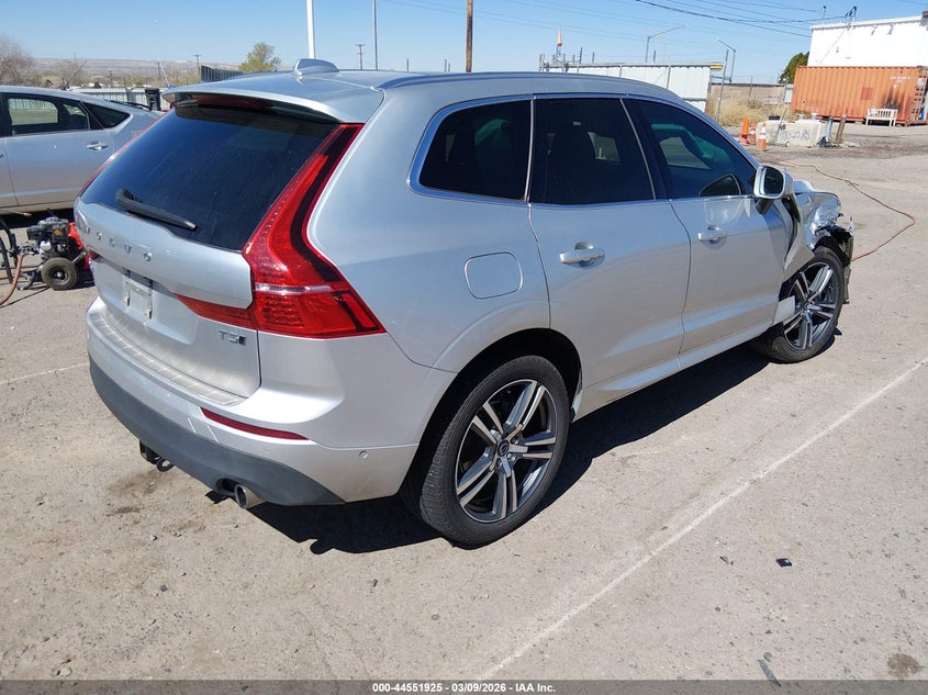 2018 Volvo Xc60 VIN LYV102RK8JB117611 IAAI salvage auction — RIGHT FRONT, Salvage Title, sold $3,800 on 2026-07-30 (photo 4)