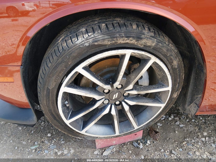 2022 Dodge Challenger VIN 2C3CDZBT0NH144054 IAAI salvage auction — LEFT SIDE, Salvage Title, sold $16,150 on 2026-09-03 (photo 6)