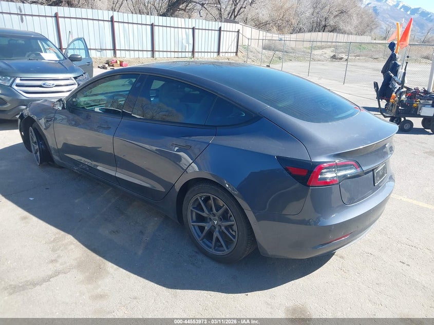 2019 Tesla Model 3 VIN 5YJ3E1EA7KF322760 IAAI salvage auction — LEFT FRONT, Salvage Title, sold $4,925 on 2026-07-23 (photo 3)