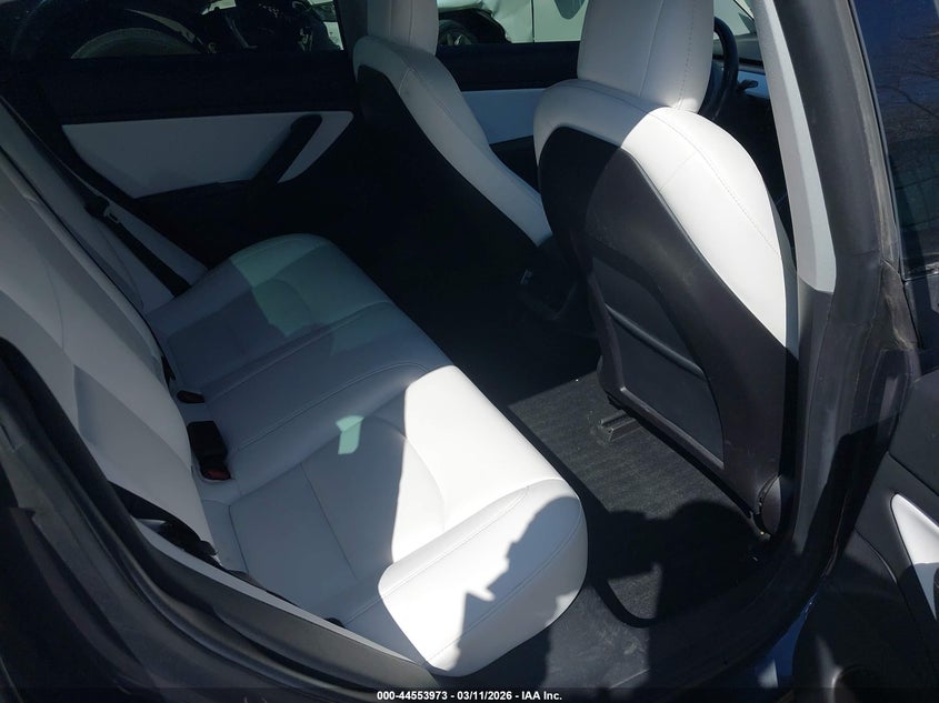 2019 Tesla Model 3 VIN 5YJ3E1EA7KF322760 IAAI salvage auction — LEFT FRONT, Salvage Title, sold $4,925 on 2026-07-23 (photo 8)
