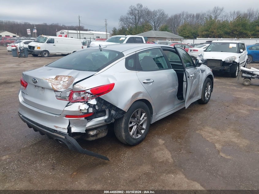 2020 Kia Optima VIN 5XXGT4L3XLG446954 IAAI salvage auction — LEFT & RIGHT, Salvage (Indiana), sold $25 on 2026-07-28 (photo 4)