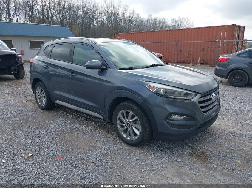 2018 Hyundai Tucson VIN KM8J3CA46JU668616 IAAI salvage auction — LEFT FRONT, Salvage (Kentucky), sold $2,950 on 2026-07-14 (photo 1)