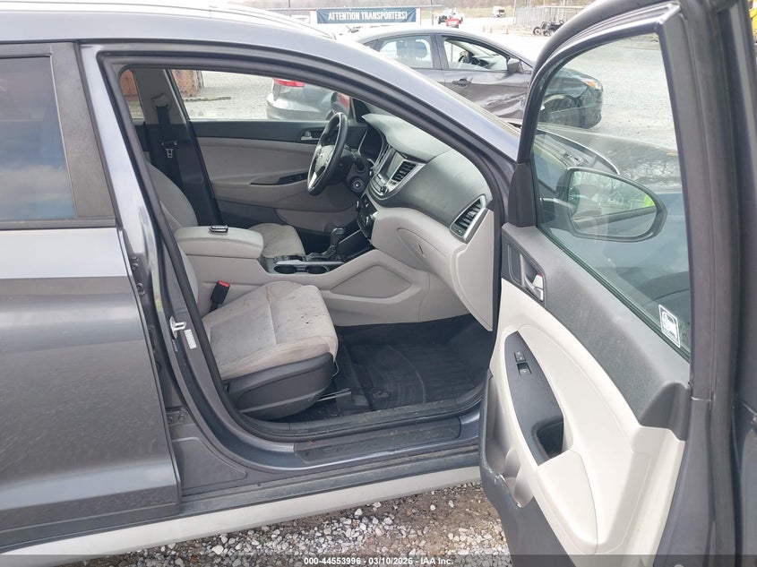 2018 Hyundai Tucson VIN KM8J3CA46JU668616 IAAI salvage auction — LEFT FRONT, Salvage (Kentucky), sold $2,950 on 2026-07-14 (photo 5)