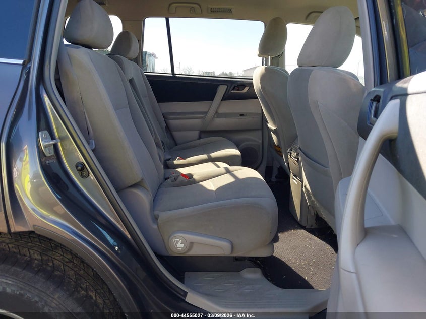 2011 Toyota Highlander VIN 5TDZA3EH3BS016472 IAAI salvage auction — UNKNOWN, Clear (Virginia), sold $5,850 on 2026-07-14 (photo 8)