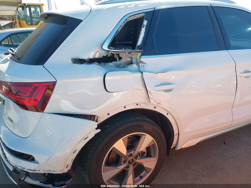 2024 Audi Q5 VIN WA1ABAFY4R2144826 IAAI salvage auction — RIGHT REAR, Salvage Title, sold $12,100 on 2026-07-29 (photo 6)