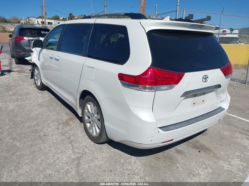 2011 Toyota Sienna VIN 5TDYK3DC5BS034339 IAAI salvage auction — FRONT END, Salvage (California), sold $450 on 2026-07-08 (photo 3)