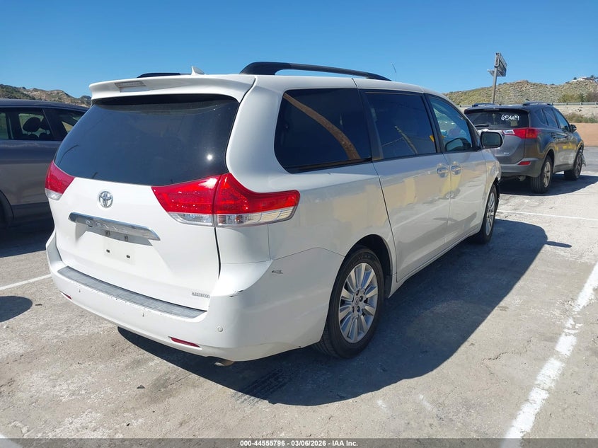 2011 Toyota Sienna VIN 5TDYK3DC5BS034339 IAAI salvage auction — FRONT END, Salvage (California), sold $450 on 2026-07-08 (photo 4)