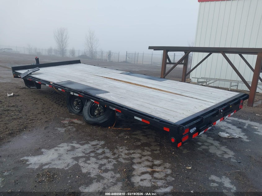 2024 VIN 16V1F2626R2336202 IAAI salvage auction — SIDE, Salvage Title, sold $1,650 on 2026-09-24 (photo 3)