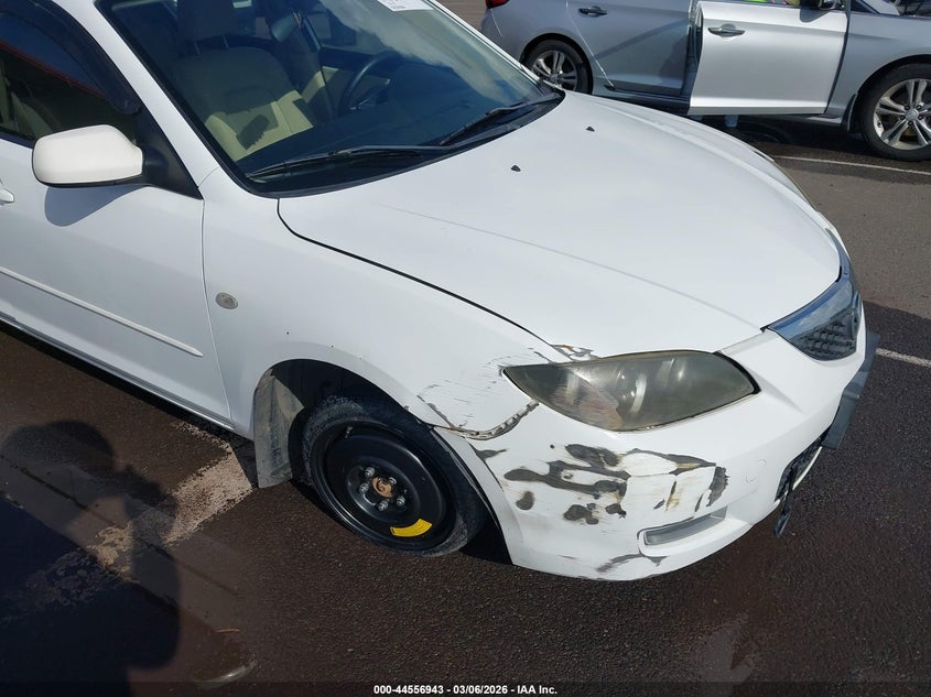 2007 Mazda 3 VIN JM1BK32F271659126 IAAI salvage auction — RIGHT FRONT, Salvage (Hawaii), sold $300 on 2026-07-28 (photo 6)