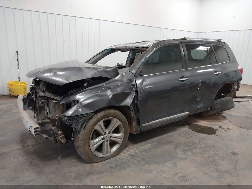 2012 Toyota Highlander VIN 5TDDK3EH1CS111427 IAAI salvage auction — ROLLOVER, Regular (South Dakota), sold $450 on 2026-07-21 (photo 2)