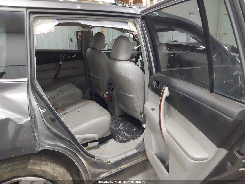 2012 Toyota Highlander VIN 5TDDK3EH1CS111427 IAAI salvage auction — ROLLOVER, Regular (South Dakota), sold $450 on 2026-07-21 (photo 8)