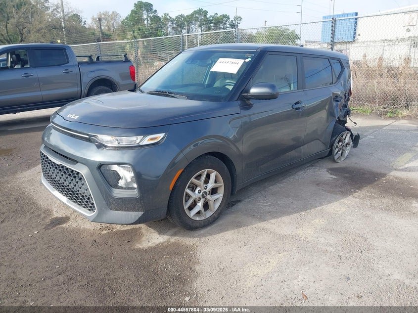 2022 Kia Soul VIN KNDJ23AU4N7802471 IAAI salvage auction — LEFT REAR, Salvage Title, sold $2,150 on 2026-07-08 (photo 2)
