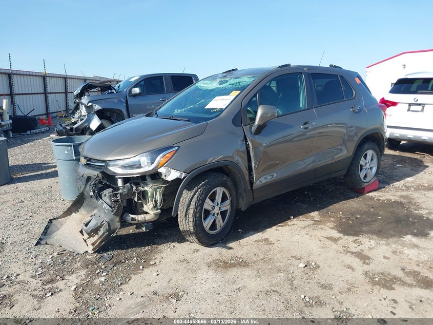 2022 Chevrolet Trax VIN KL7CJPSM5NB508492 IAAI salvage auction — BIO HAZARD, Salvage Title, sold $575 on 2026-07-23 (photo 2)