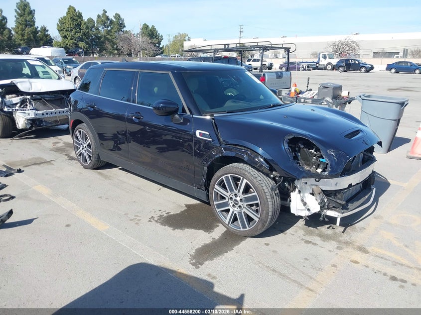 2024 Mini Clubman VIN WMWXJ1C04R2V93910 IAAI salvage auction — FRONT END, Salvage Title, sold $8,150 on 2026-08-17 (photo 1)