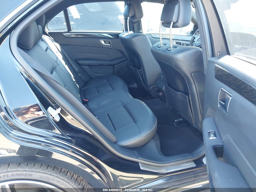 2014 Mercedes-benz E-klasse VIN WDDHF5KB2EB024928 IAAI salvage auction — THEFT, Salvage Title, sold $5,100 on 2026-08-07 (photo 8)