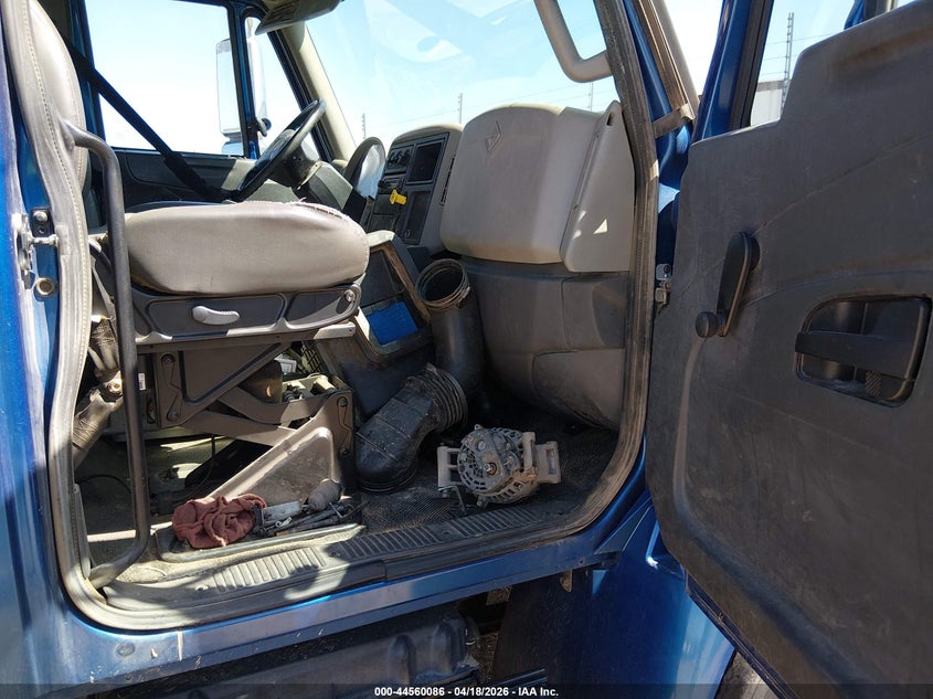 2014 International VIN 1HTJTSKL5EH790373 IAAI salvage auction — ENGINE DAMAGE, Sf97 (New Mexico), sold $100 on 2026-07-08 (photo 5)