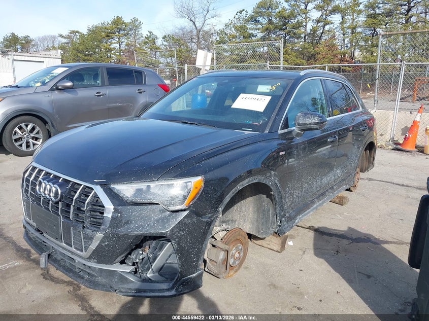2020 Audi Q3 VIN WA1DECF33L1073166 IAAI salvage auction — THEFT, Salvage (Pennsylvania), sold $4,050 on 2026-07-09 (photo 6)