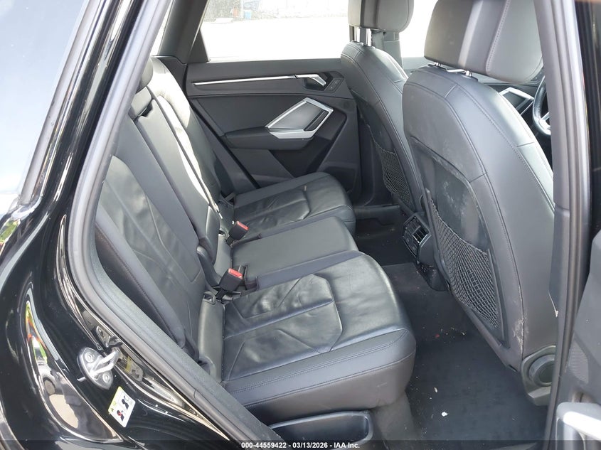2020 Audi Q3 VIN WA1DECF33L1073166 IAAI salvage auction — THEFT, Salvage (Pennsylvania), sold $4,050 on 2026-07-09 (photo 8)