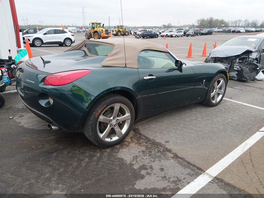 2007 Pontiac Solstice VIN 1G2MB35B27Y107588 IAAI salvage auction — FRONT END, Salvage (Tennessee), sold $2,250 on 2026-07-08 (photo 4)