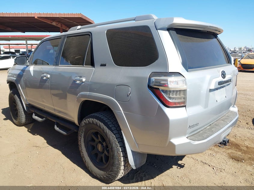 2017 Toyota 4runner VIN JTEBU5JRXH5426909 IAAI salvage auction — FRONT END, Salvage Title, sold $6,800 on 2026-07-14 (photo 3)