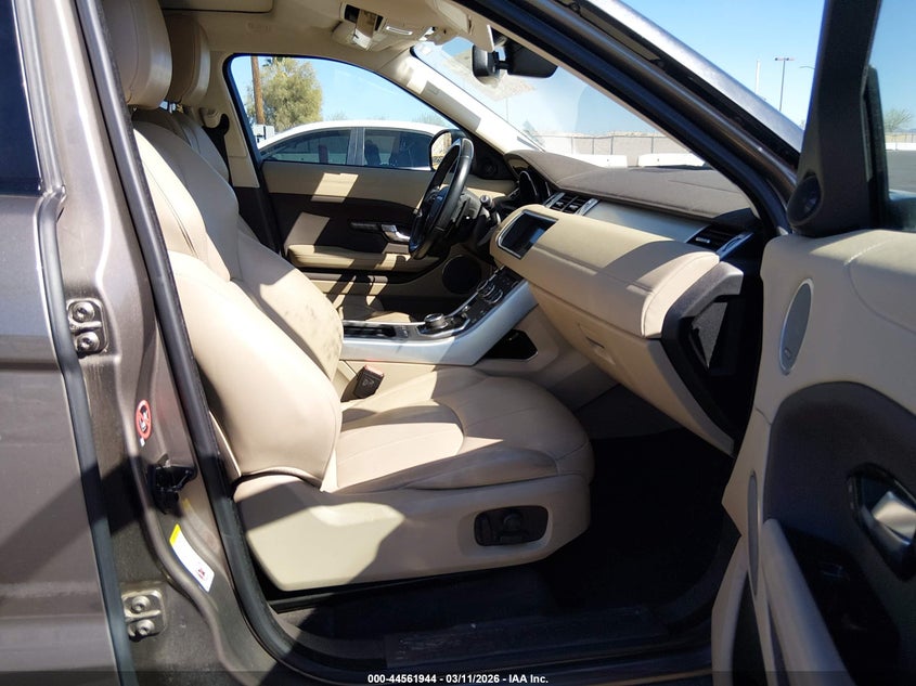 2017 Land rover Range rover evoque VIN SALVP2BG7HH171373 IAAI salvage auction — LEFT SIDE, Salvage (Nevada), sold $25 on 2026-07-29 (photo 5)