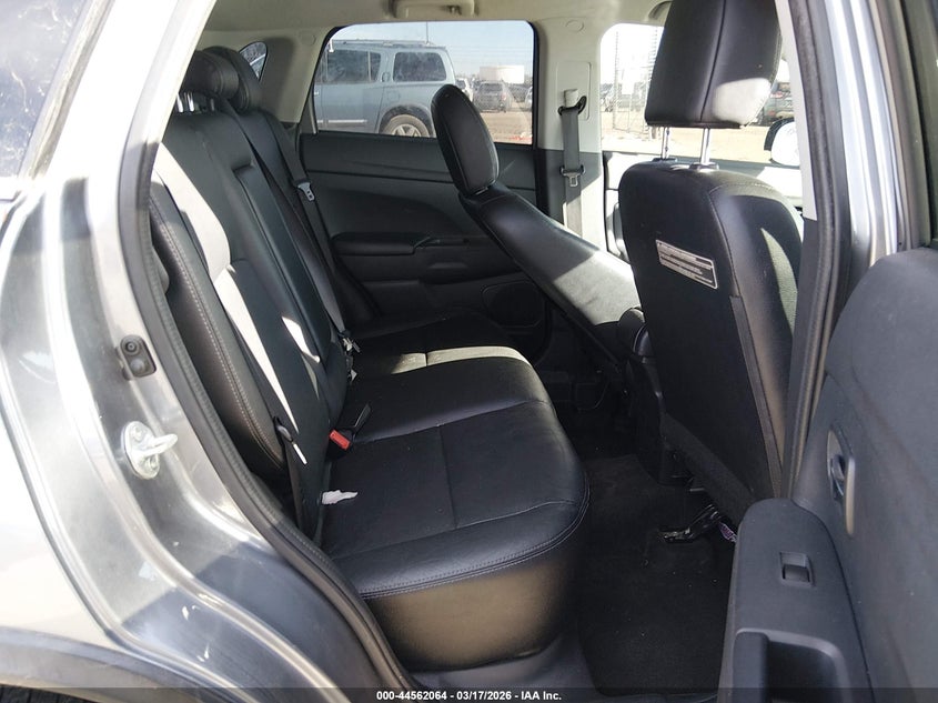 2017 Mitsubishi Outlander VIN JA4AP4AW0HZ018364 IAAI salvage auction — SIDE, Salvage (Colorado), sold $1,950 on 2026-07-14 (photo 8)