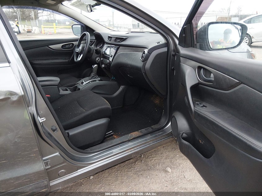 2018 Nissan Rogue VIN JN1BJ1CP9JW500597 IAAI salvage auction — LEFT REAR, Salvage Title, sold $2,150 on 2026-07-23 (photo 5)