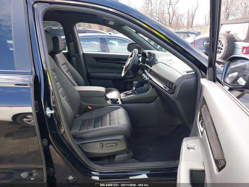 2026 Honda Cr-v VIN 7FARS6H96TE072869 IAAI salvage auction — THEFT, Salvage Title, sold $28,500 on 2026-07-09 (photo 5)