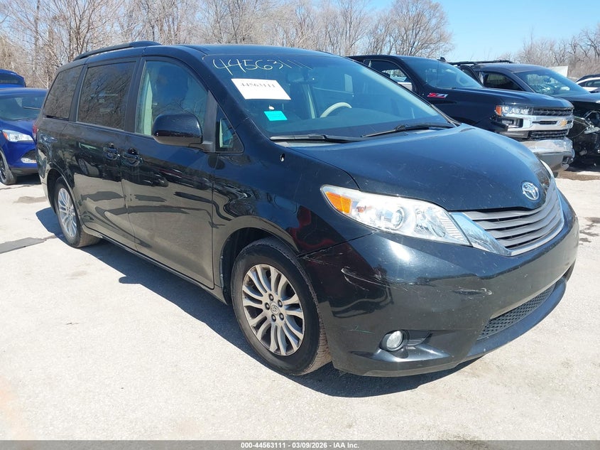 2011 Toyota Sienna VIN 5TDYK3DC1BS100188 IAAI salvage auction — REAR END, Salvage (Kansas), sold $1,650 on 2026-07-12 (photo 1)